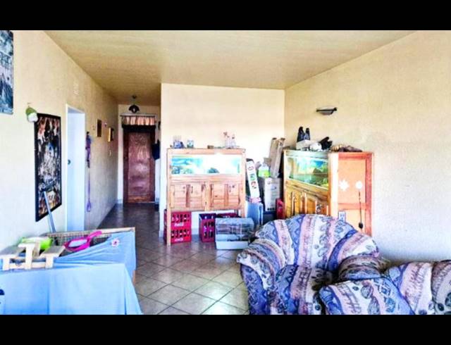 2 BEDROOM APARTMENT FOR SALE IN RAVENSKLIP